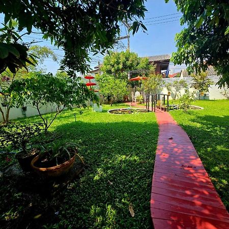 Lamduan Boutique Homestay Чиангмай Екстериор снимка