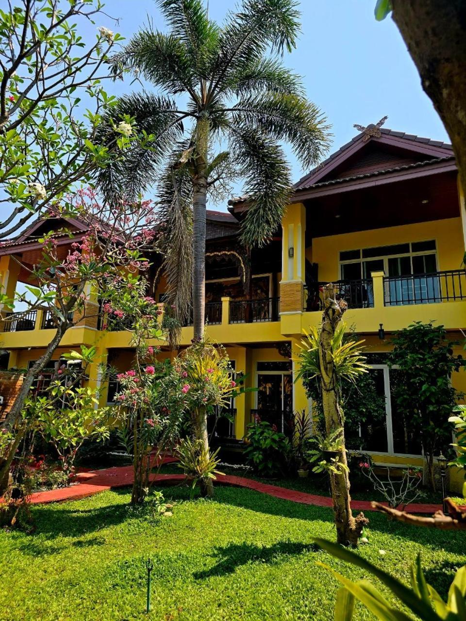 Lamduan Boutique Homestay Чиангмай Екстериор снимка